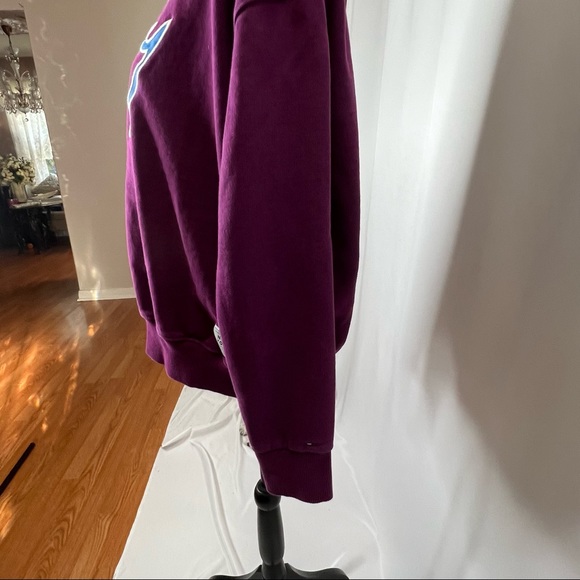 TOMMY HILFIGER WOMANS SWEATSHIRT PULLOVER, SIZE LARGE - Picture 7 of 8